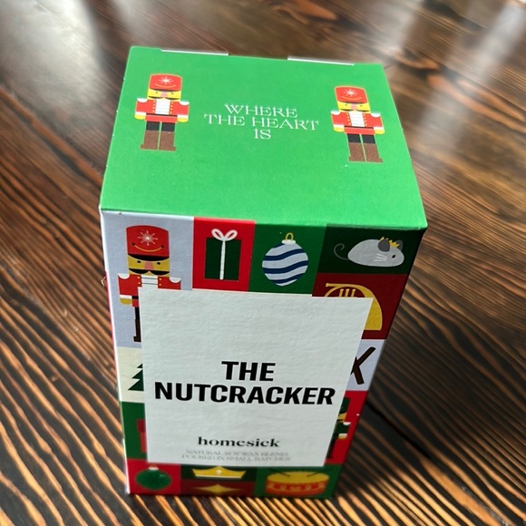 Homesick Candle The Nutcracker 13.75 oz, New, Christmas Candle, Holiday Scent - Picture 4 of 7